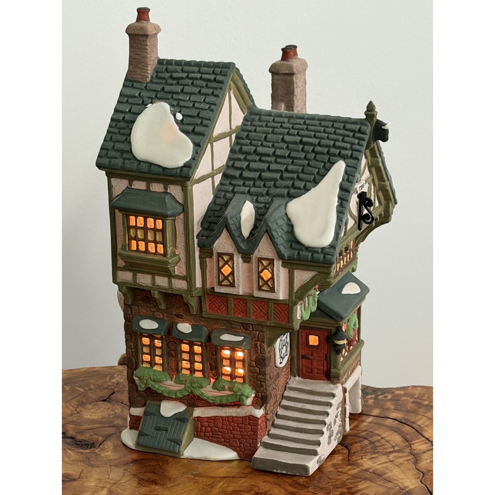 Dept 56 Dickens' Village The Pied Bull Inn #58332 Retired 9.25" x 6.5" - Picture 2 of 11